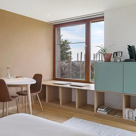 Le Pre De Regine Et Joseph 말메디